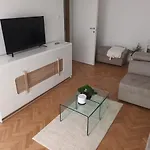 Lägenhet Dora